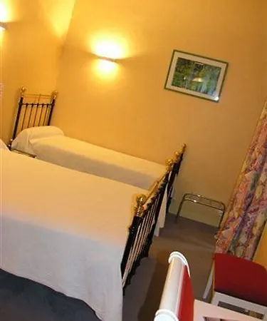 Hotel - Restaurant Le Renaissance 2*