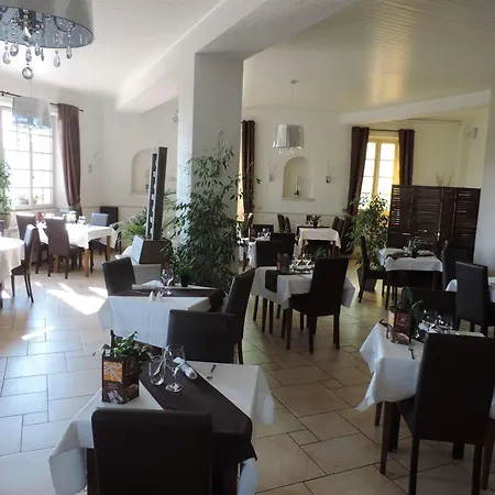 - Restaurant Le Renaissance